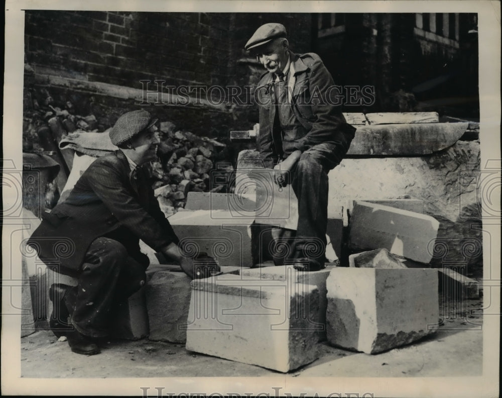 1948 Press Photo Exeter England  reconstruction of 1000 yr old cathedral - Historic Images