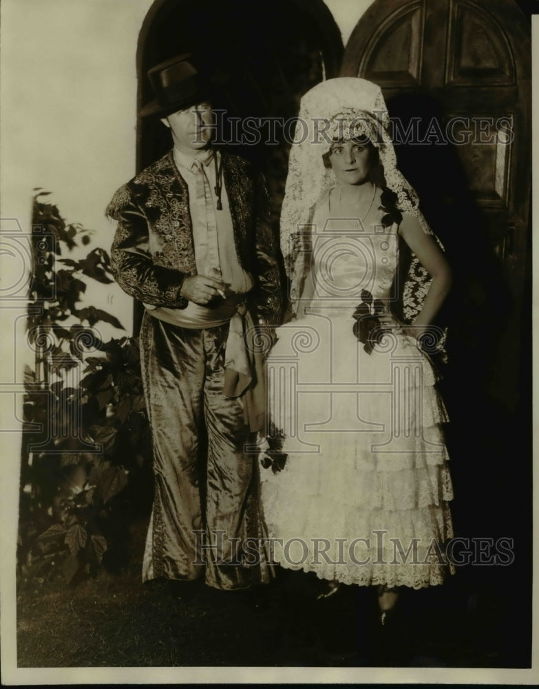 1929 Press Photo Mr. and Mrs. Eugene Pitou of New York as they appeared at the - Historic Images