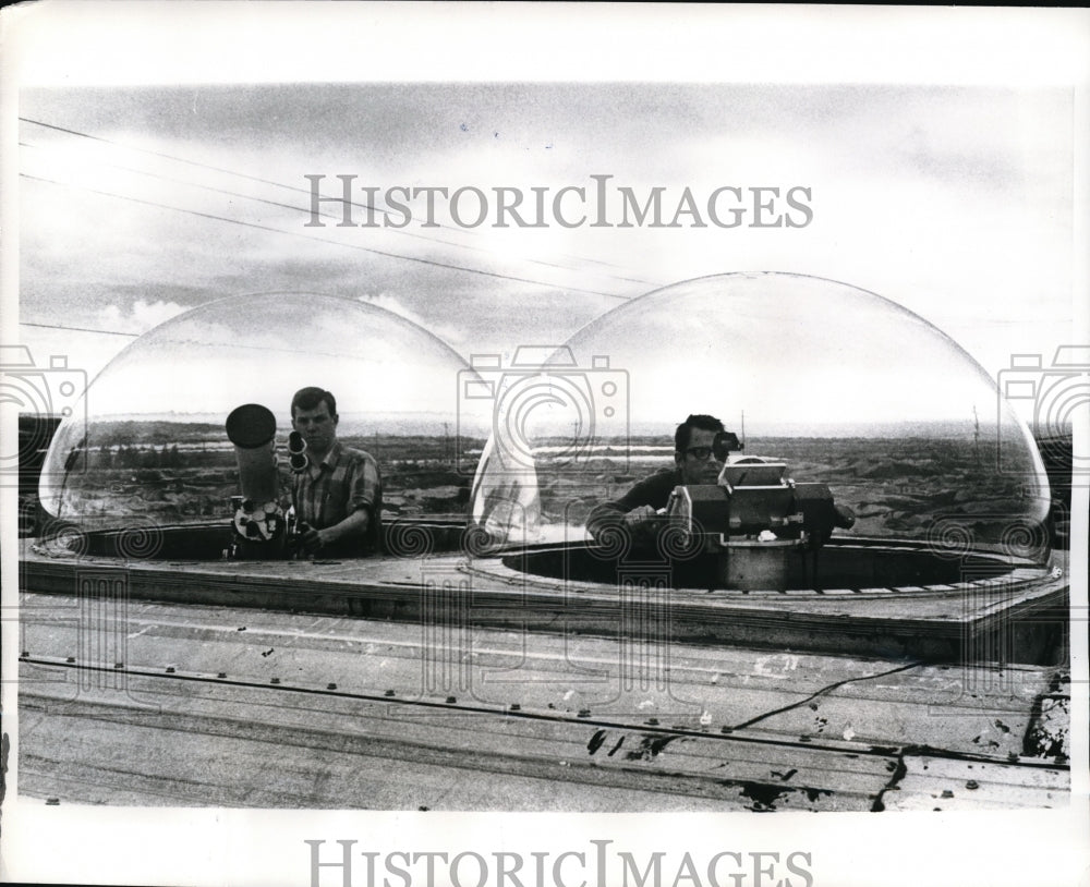 1969 Press Photo National Research Council&#39;s Auroral Observatory Watch - Historic Images