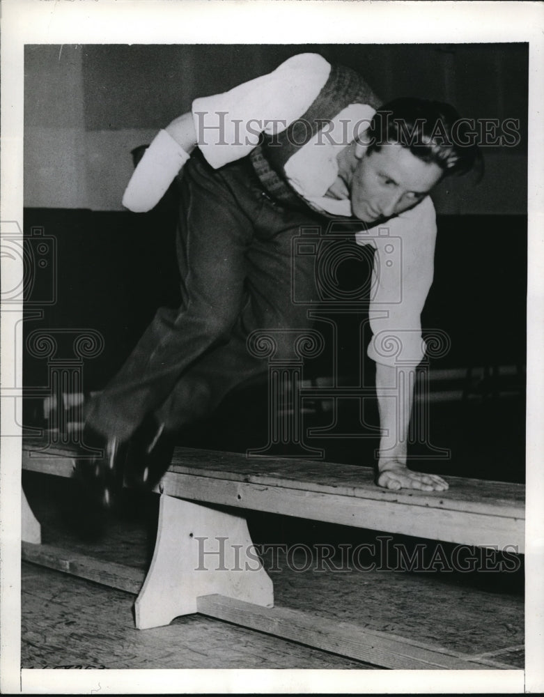 1942 Injured British Soldier at Queen Mary&#39;s Hospital in Roehampton.-Historic Images