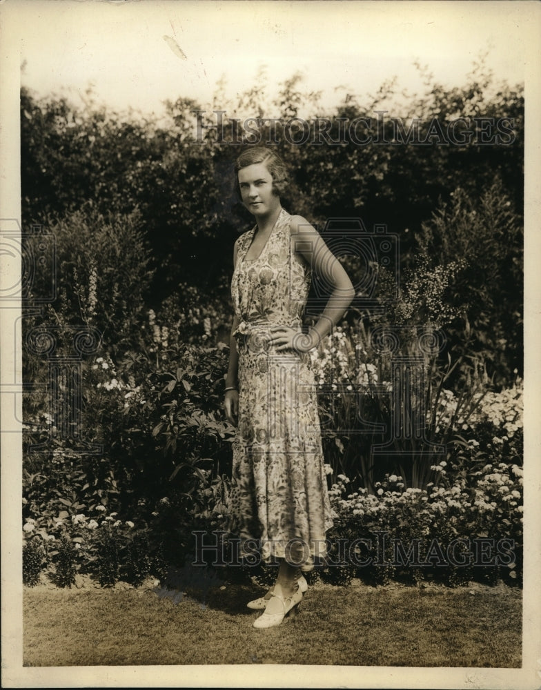 1930 Miss Elinor Bronough is shown here in the dinner gown of metal-Historic Images