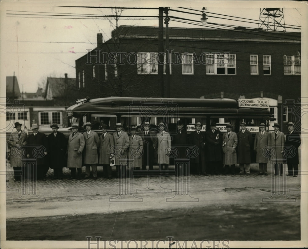 1930 Press Photo Twenty Lake Wood men enroute to Washington to Good Will Tour - Historic Images