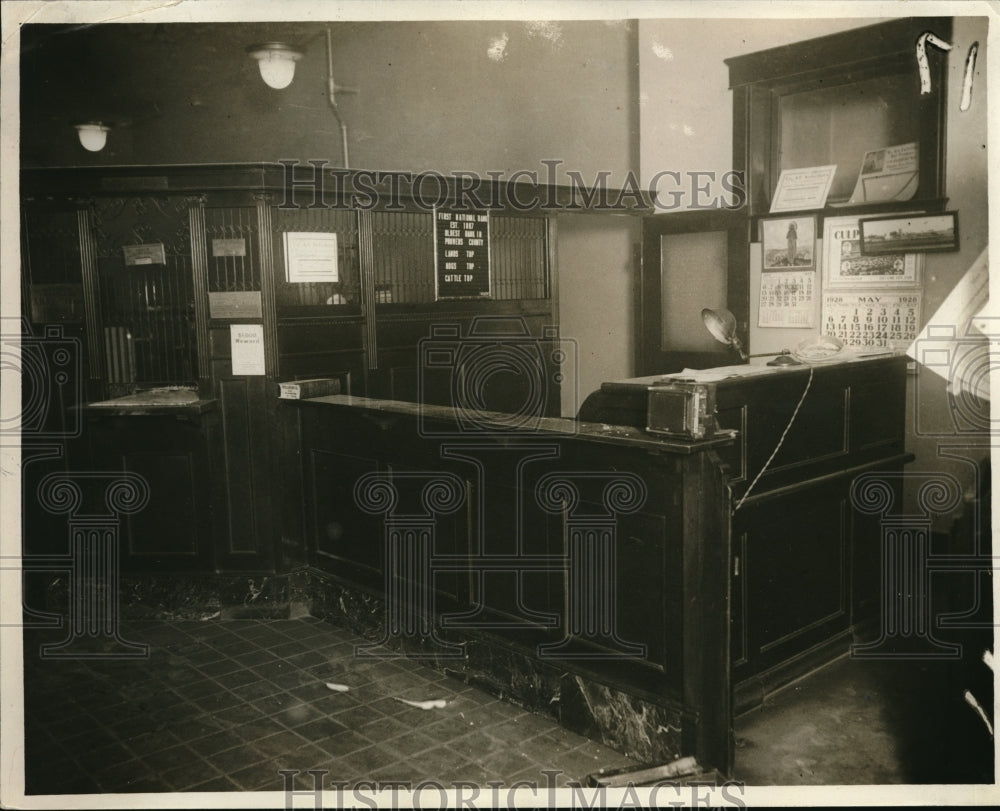 1928 Press Photo Interior view of 1st National Bank where A.N.Parish was killed - Historic Images