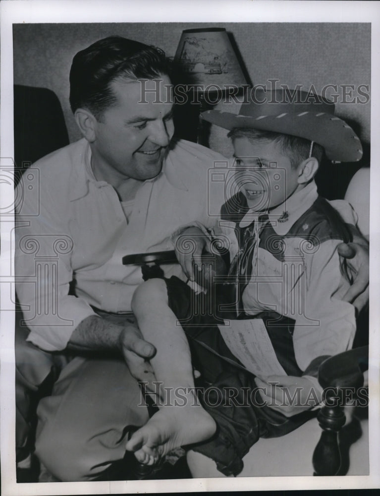 1953 Press Photo Little John Norkus Receives Check in Damage Suit of Burned Leg - Historic Images