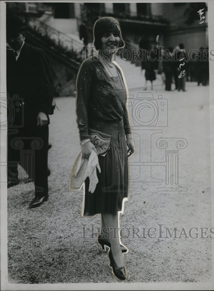 1929 Press Photo A shirred shirt with blue Georgette skirt in embroidered dots - Historic Images