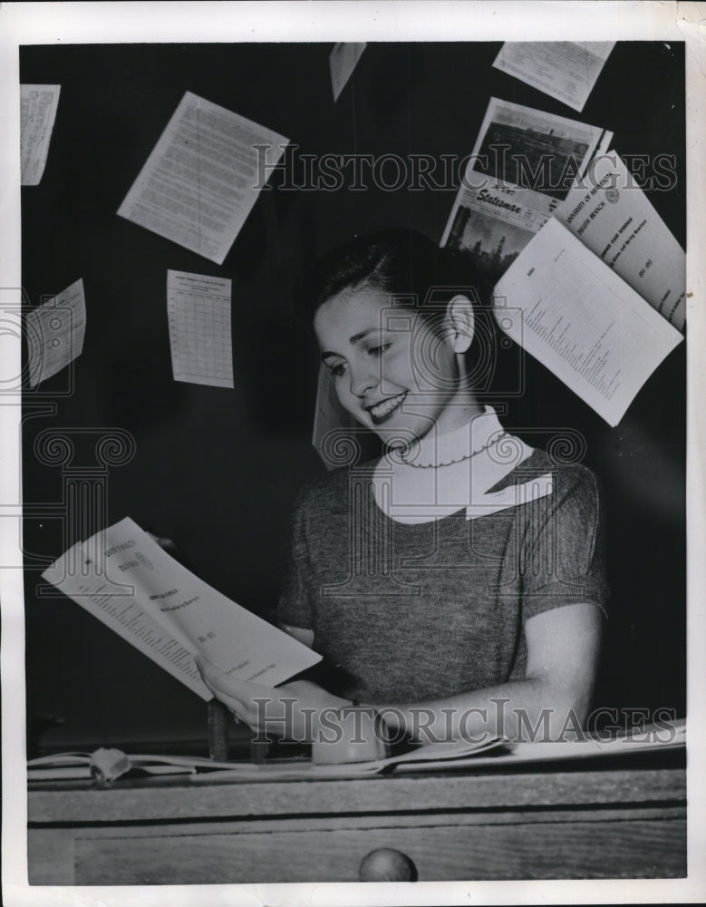 1954 Press Photo Dona Linen, Crown Princess University of Minnesota - Historic Images