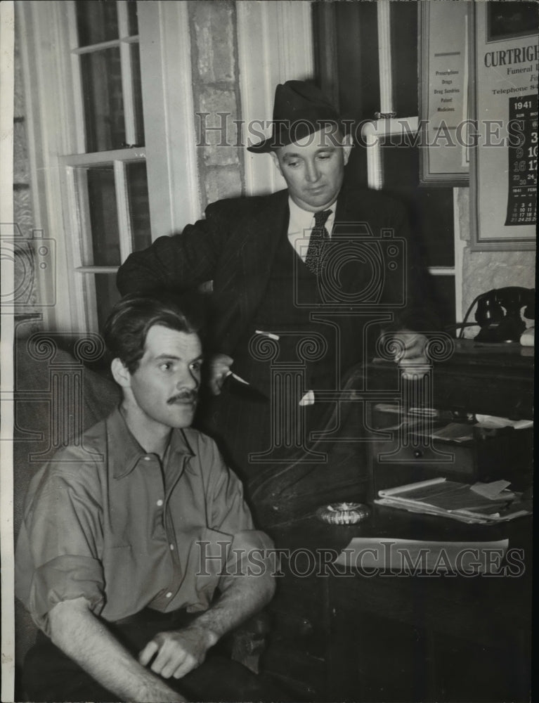 1941 Press Photo Dwight Thorne and Sheriff W.A. Hyffle - Historic Images