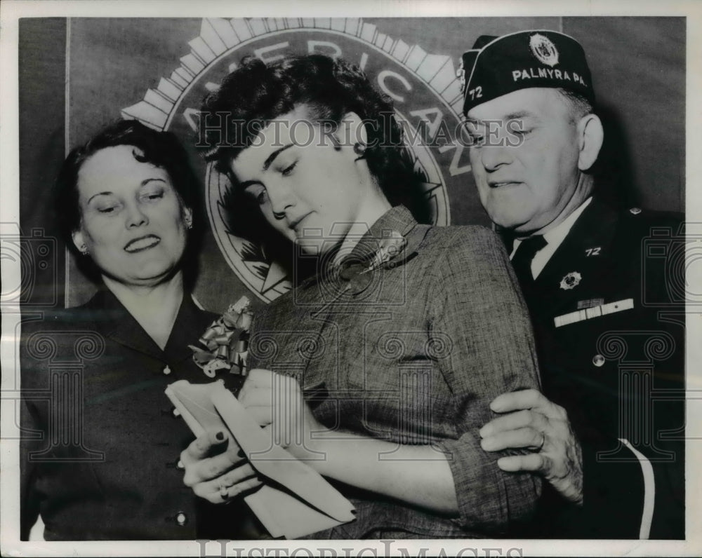 1956 Press Photo The Felkers of Palmyra in the American Legion Post - Historic Images