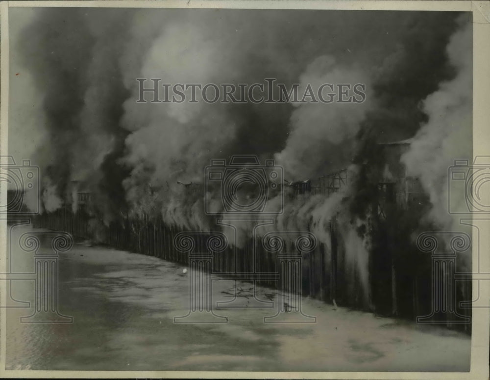 1924 Press Photo 5 Blocks of Docks &amp; Shipping Sheds Destroyed by Fire Sacremento- Historic Images