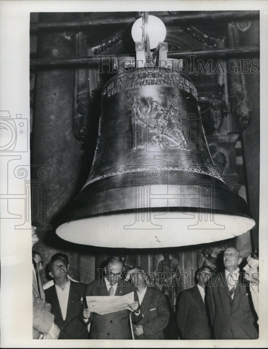 1957 Press Photo New Bell at Baptistery of Florence - Historic Images
