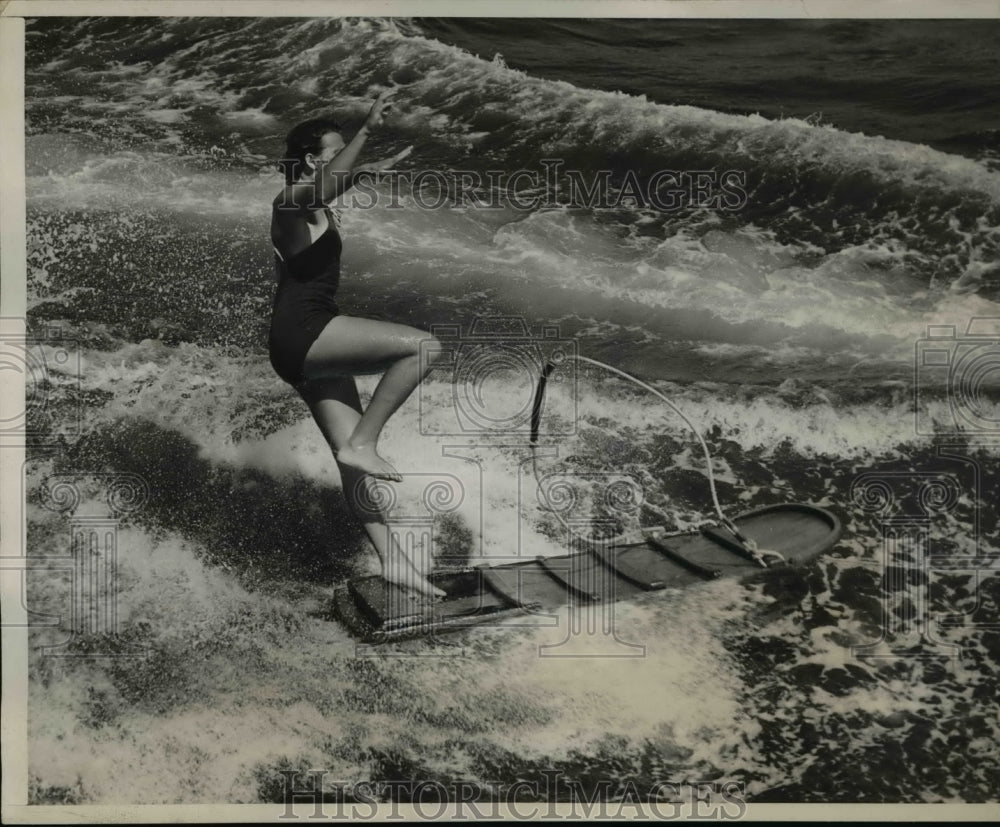 1938 Press Photo Hermosa Beach, CA Marie Moore Hannay riding aquaplane - Historic Images