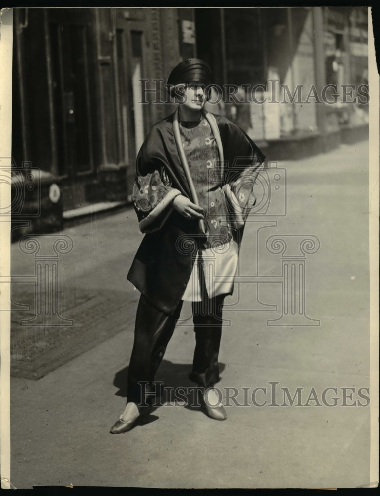 1926 Press Photo Jean Wilson Easter Parade On Fifth Avenue, New York - Historic Images