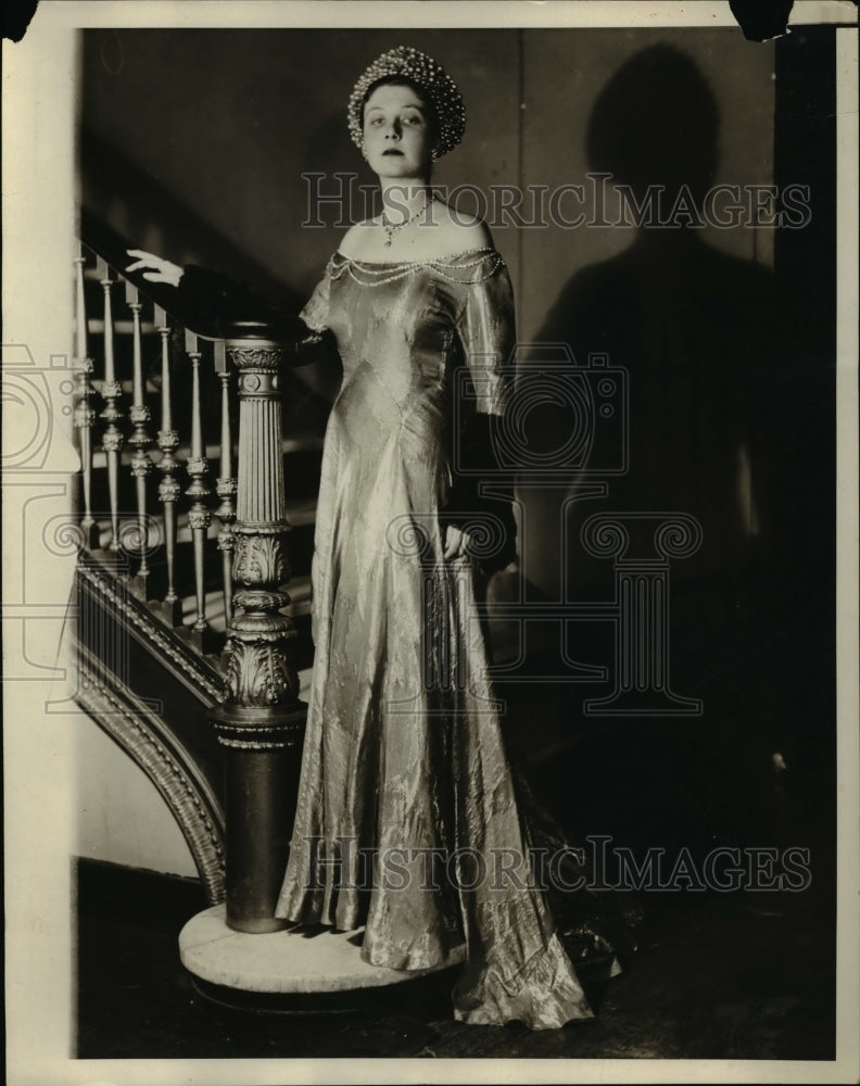 1929 Press Photo Mrs. Robert N Down as Zarina in the annual Bal Masque - Historic Images