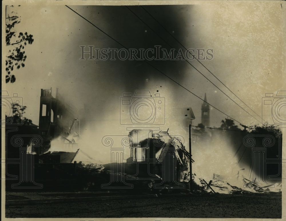 1923 Press Photo Wreckage of the Garden Court Apartments after dynamite blast - Historic Images