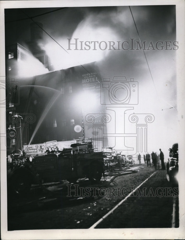 1945 Press Photo Hotel General Clark Fire trapped, killed and injured many lives - Historic Images