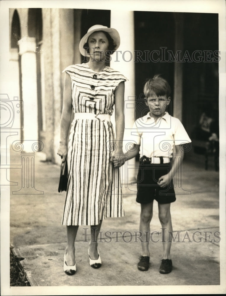 1933 Press Photo Mrs. Huntington Erhart & son Huntington Erhart Jr. - Historic Images