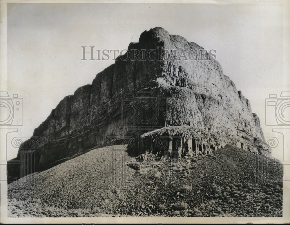 1934 Press Photo Giant rocks &amp; cliffs near site for Grand Coulee Dam - Historic Images