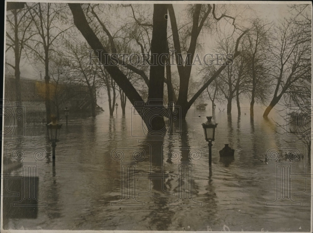1919 Press Photo The result of the Seine floods in the residential areas - Historic Images