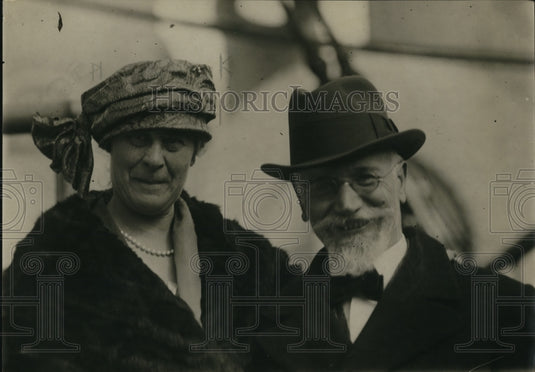 1921 Press Photo Veniselos and bride, executive of League of Nations, New York-Historic Images