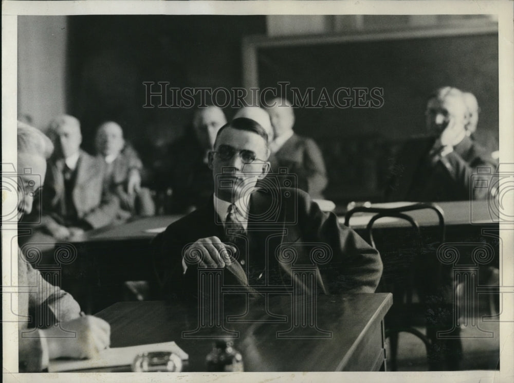 1926 Press Photo AL Carlson sec treas of Sinclair Crude Oil in DC - Historic Images