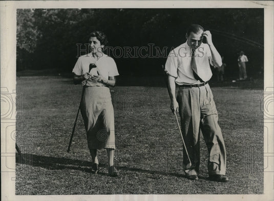 1935 Press Photo Jose Laval & Rene De Chambrun golfing at St Cloud France - Historic Images