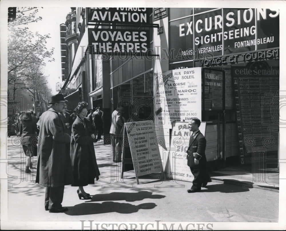 1951 Press Photo Paris, France - Historic Images