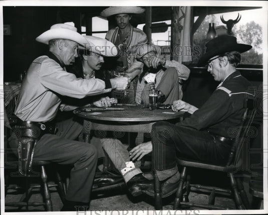 1961 Press Photo Men Playing A Game OF Card In Texas City Saloon - Historic Images