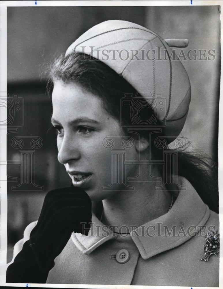 1969 Press Photo Princess Anne attending swimming gala at the London Crystal - Historic Images