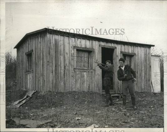 1933 Press Photo James Monroe & Charles Durrell hunting-Historic Images