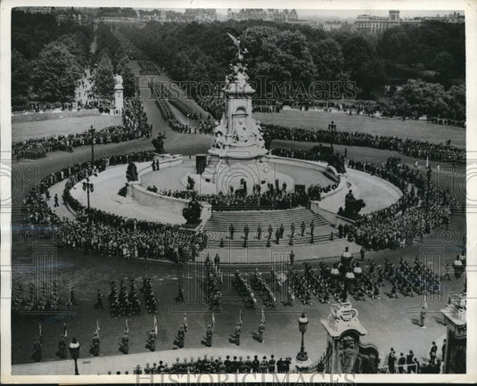 1942 Press Photo Huge Procession in celebration of United Nation Day in London - Historic Images