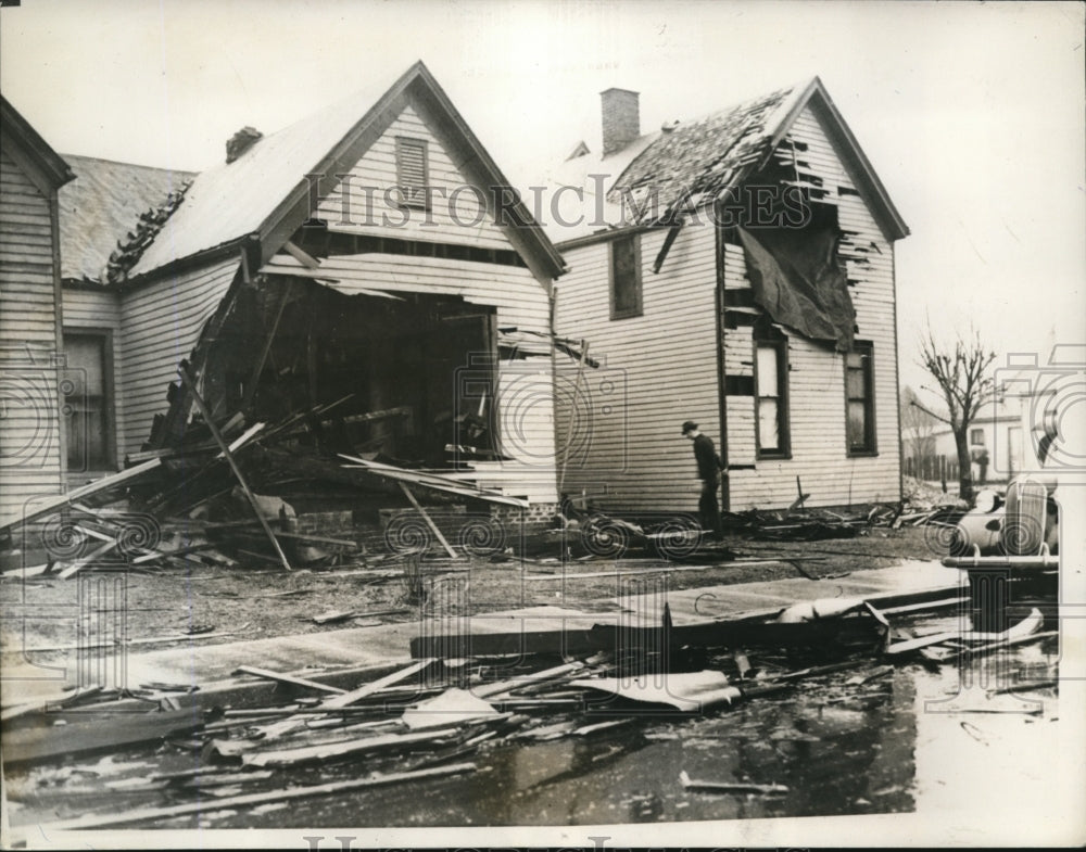 1937 Press Photo Flood stricken Evansville, Ind when winds of Tornadic Velocity - Historic Images