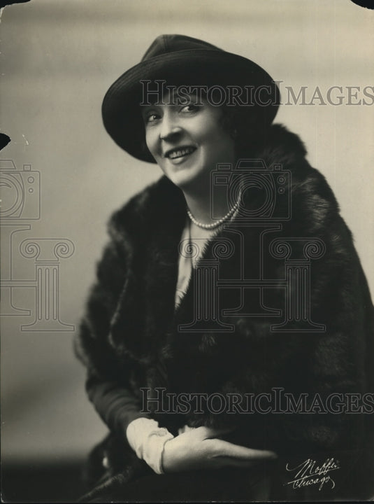 1919 Press Photo Edyth Latunier in The Little Brother - Historic Images