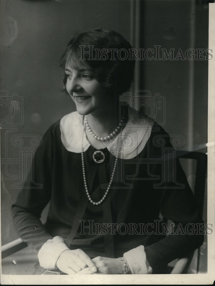 1923 Press Photo Carolyn Nunde - Historic Images