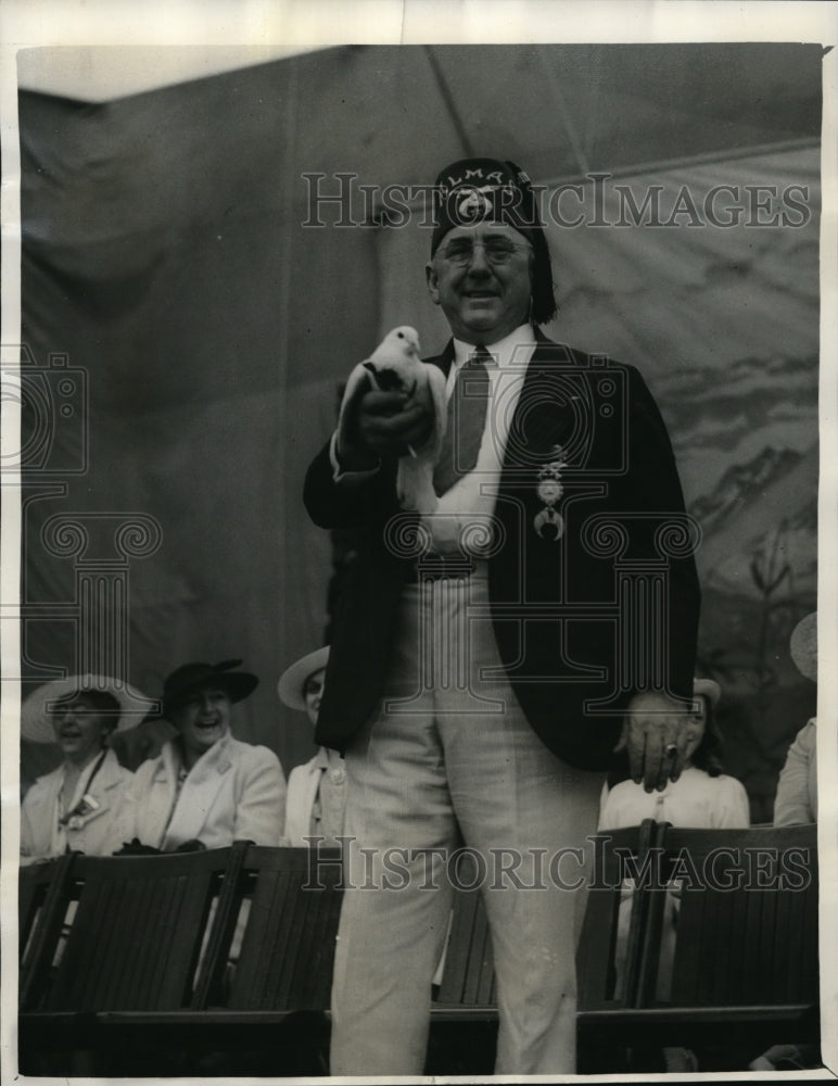 1936 Press Photo Leonard Stuart Shriner leader - Historic Images