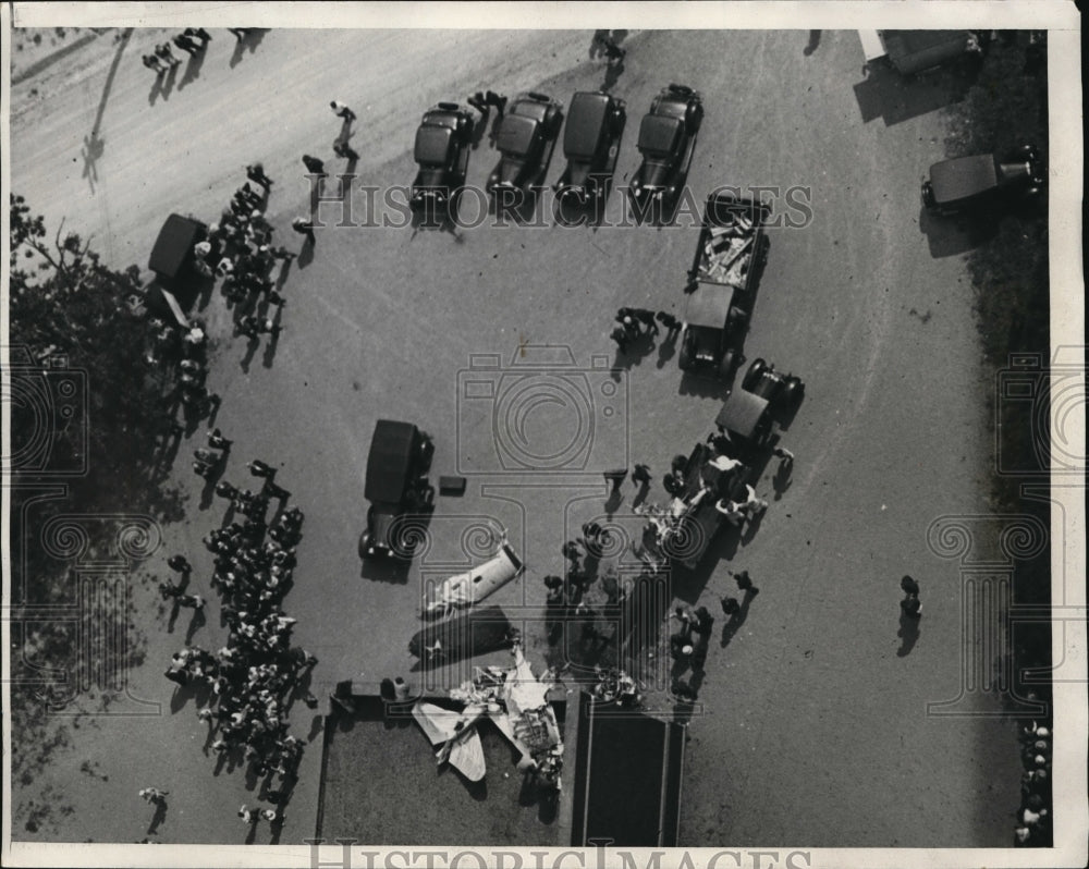 1931 Press Photo Aerial View of Wreck Plane on Schoolhouse Lt. W. Brice - Historic Images