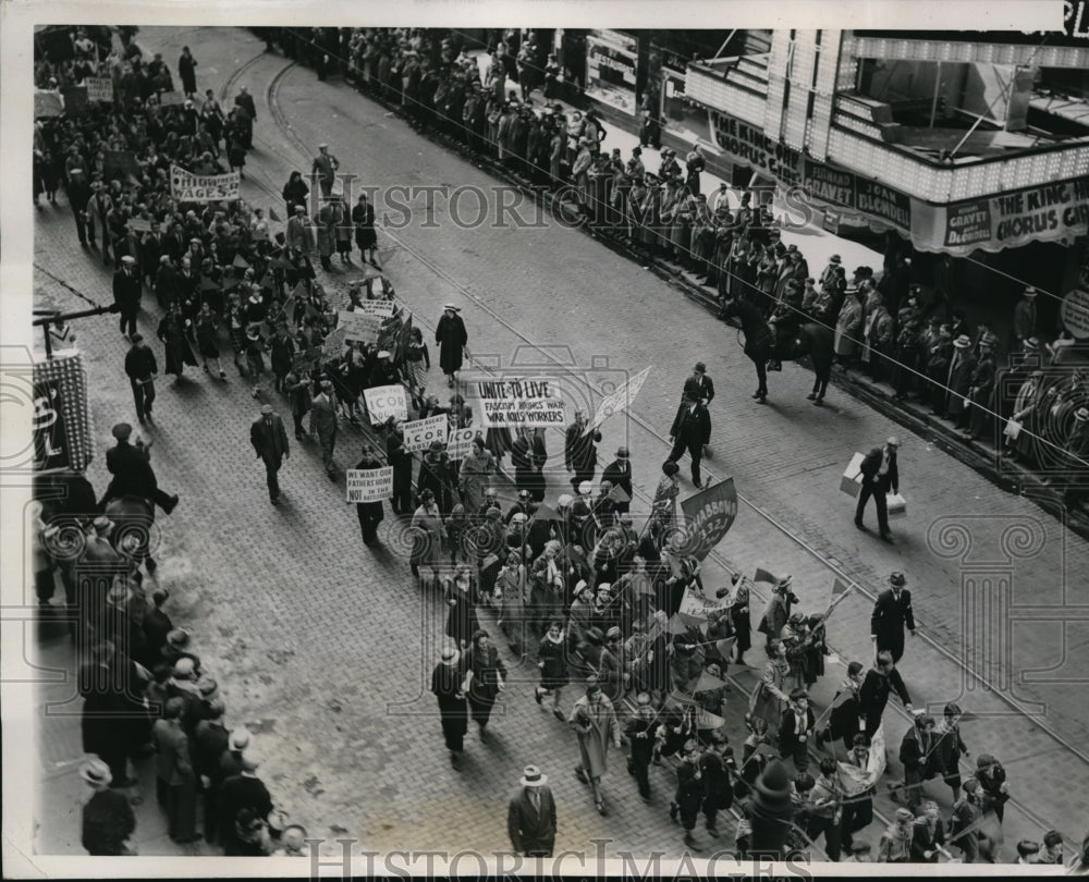 1937 Press Photo Aerial View of United Labor May Day Parade in Chicago - Historic Images