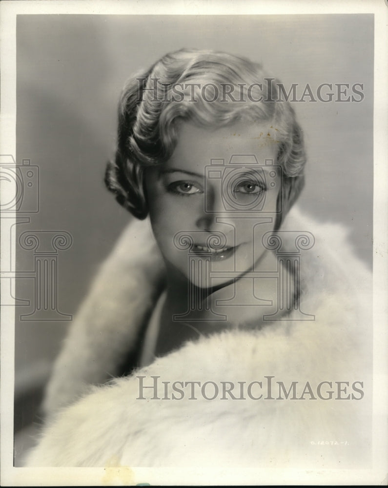 1932 Press Photo Mildred Hunt singer with Harry Salter for CBS - Historic Images