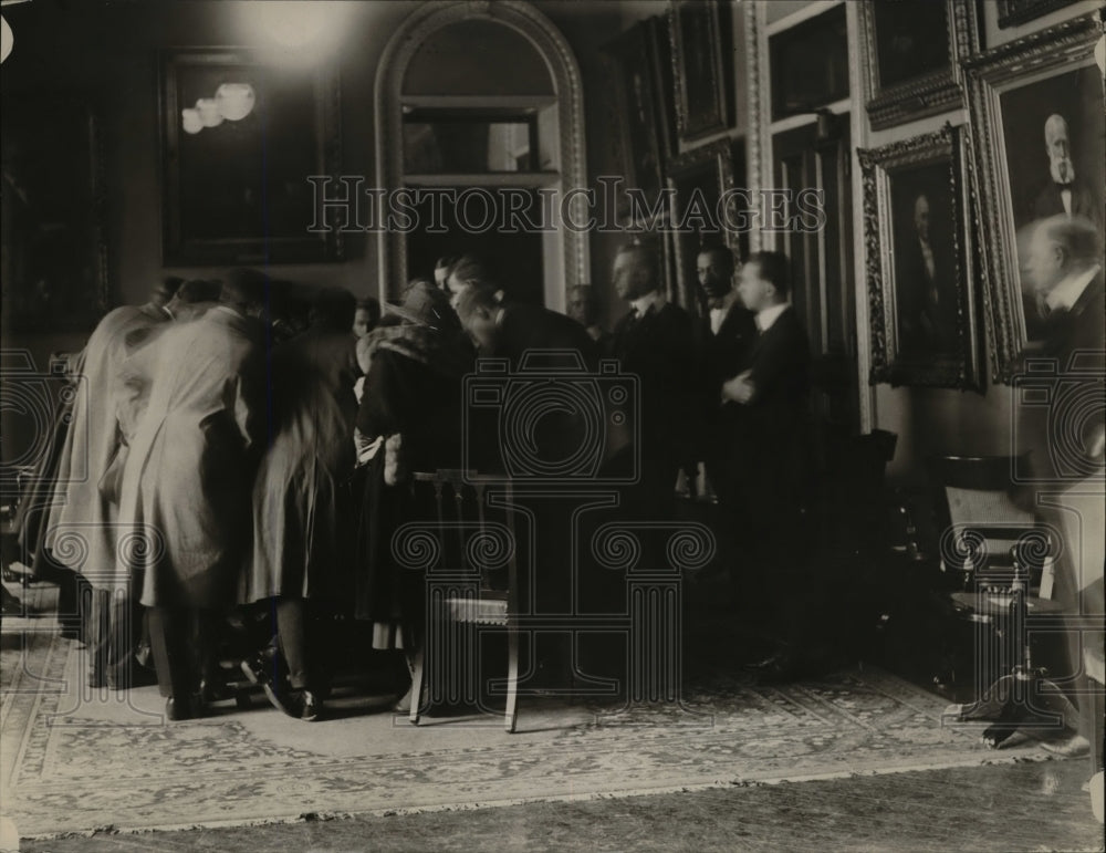 1921 Four Power Treaty Signed in Conference Room of State Department - Historic Images