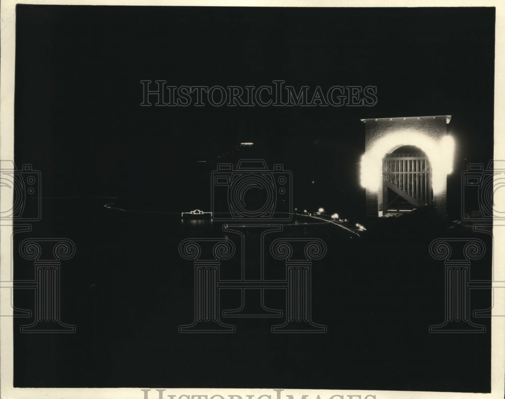 1926 Press Photo A night view of Avalon Catalina Island Calif - Historic Images