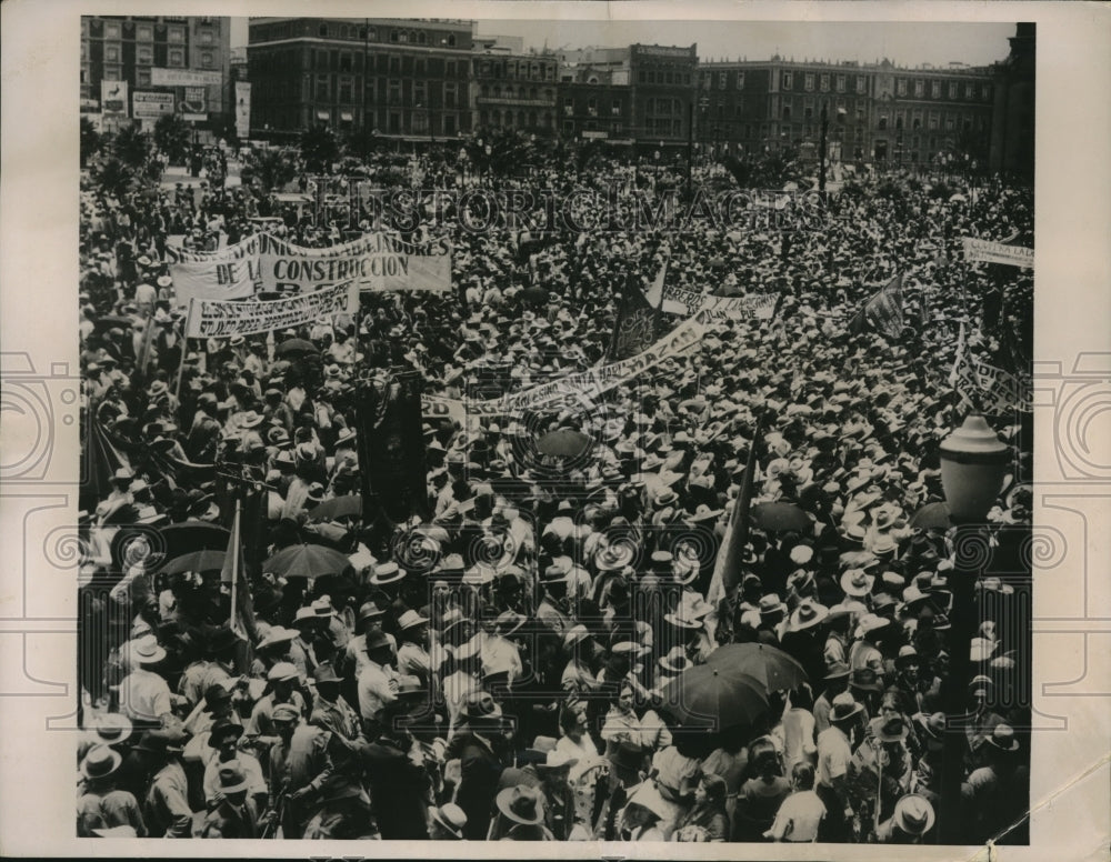 1936 Mexico City labor parade against National Revolutionary Party-Historic Images