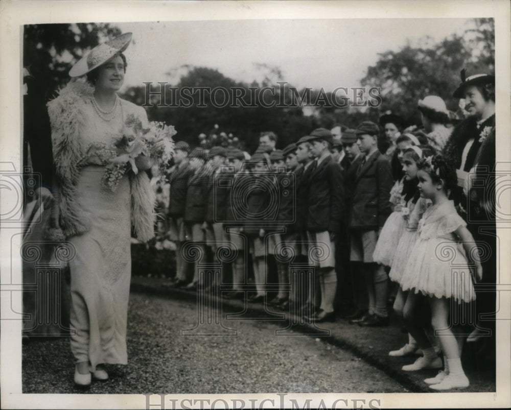 1939 London Queen Elizabeth at charity garden party-Historic Images