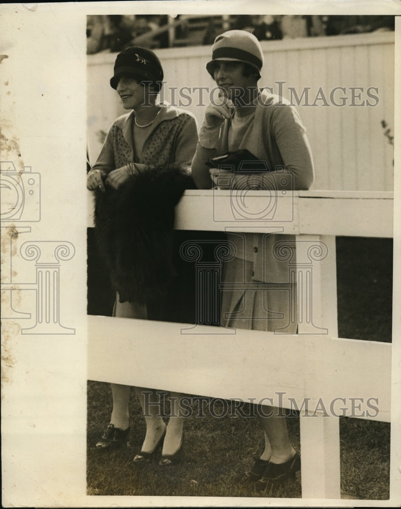 1927 Mrs Howard Burdick &amp; Ruth Page attend inaugural meeting-Historic Images