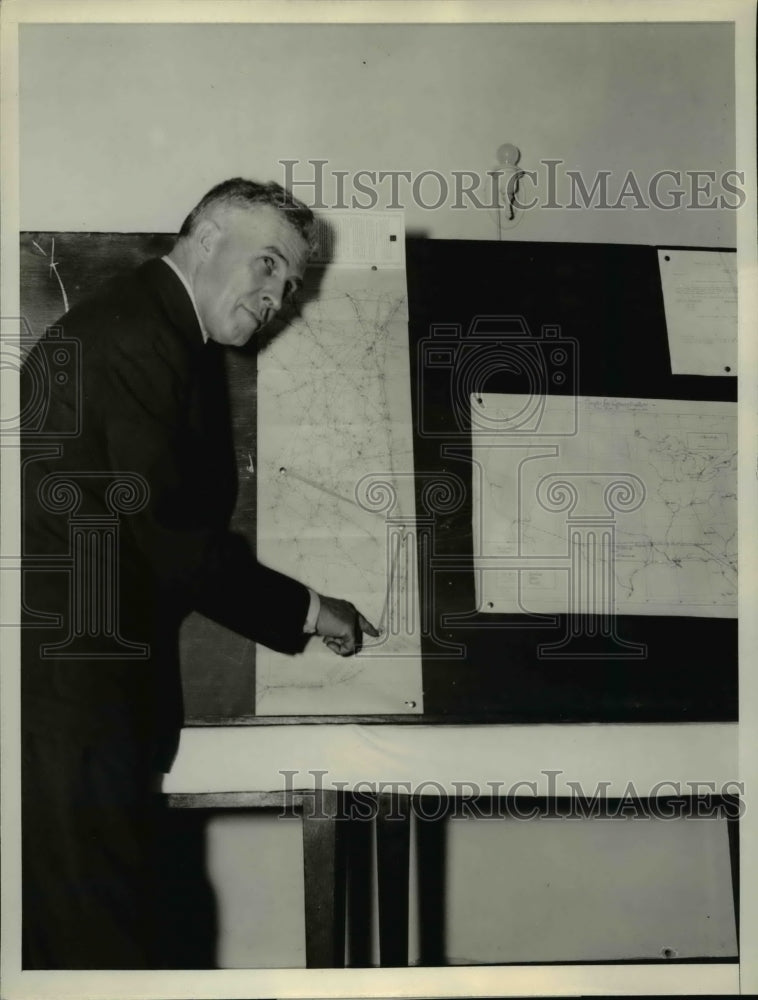 1935 Press Photo Miami Florida Col George W Cocheu USAF chief of ops branch-Historic Images