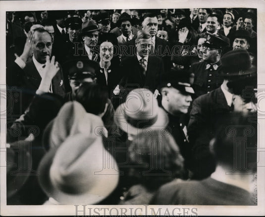 1937 Duke & Duchess of Windsor at Paris Exposition  - Historic Images