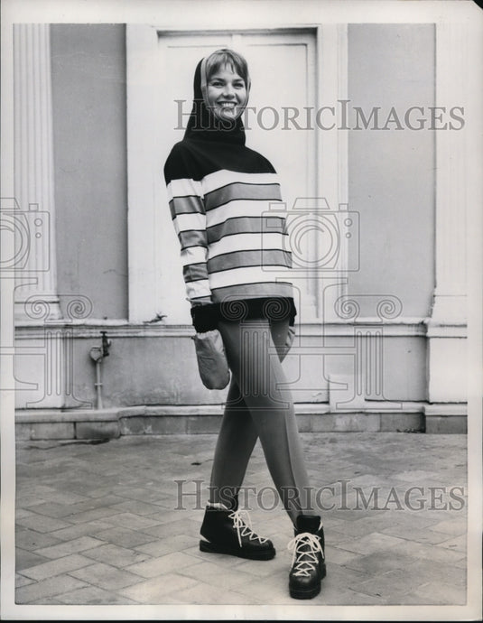 1958 Press Photo Pink Black & White Stripes Sweater Winter Sports Collection-Historic Images