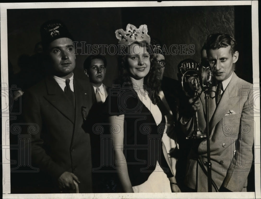 1931 Press Photo Lucille Smith Crowned Queen of Shriners at Cleveland Convention-Historic Images