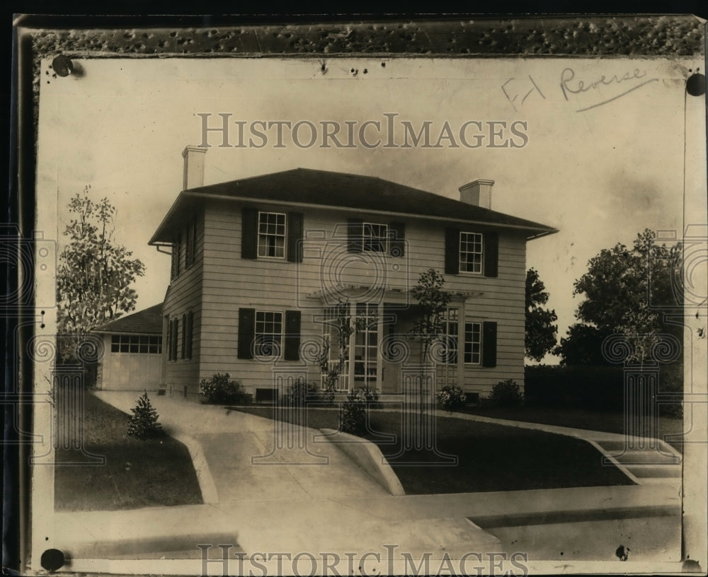 1923 Press Photo Rectangular Shaped 2 Story Home $8060-Historic Images