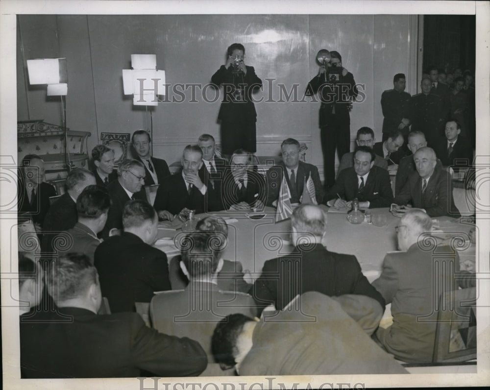 1945 Press Photo Conference Table at Ministers Conference in Spiridonovka Palace - Historic Images