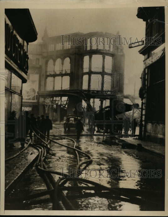 1938 Press Photo Nouvelle Galleries store in Paris caught fire & killed 5 people-Historic Images