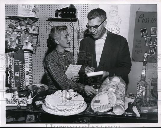 1956 Mr & Mrs Paul Hochman with Party Package Including Cake & Photo - Historic Images